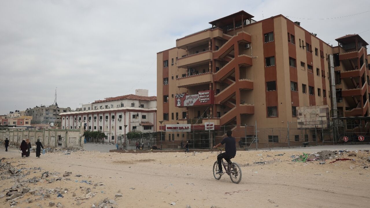 The damaged Nasser Hospital in Khan Yunis The damaged Nasser Hospital in Khan Yunis