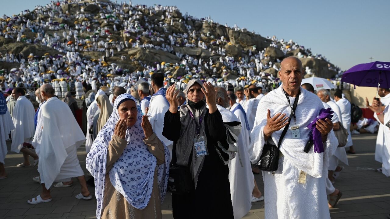 Pilgrims from around the world will pray at Mount Arafat on Saturday