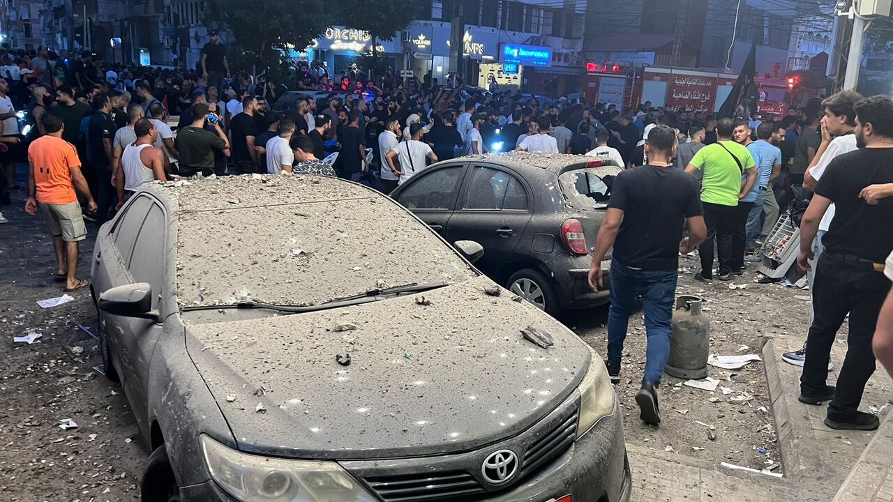 🚨 [#Picture] Photos of the aftermath of the strike on Haret Hreik sent to L'Orient Today by Hassan Chaitani, local resident in the area.