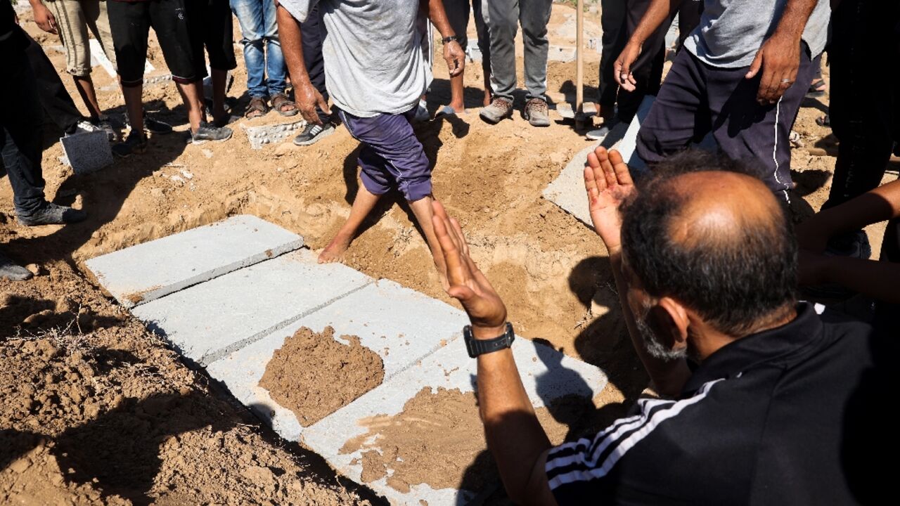 The smell of death is everywhere in war-ravaged Gaza, but people often have little time, or place that is not in ruins, to mourn The smell of death is everywhere in war-ravaged Gaza, but people often have little time, or place that is not in ruins, to mourn