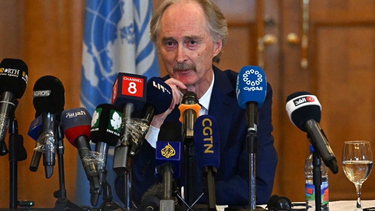 UN Syria envoy Geir Pedersen calls for a peaceful solution between the new Damascus government and the Kurds.