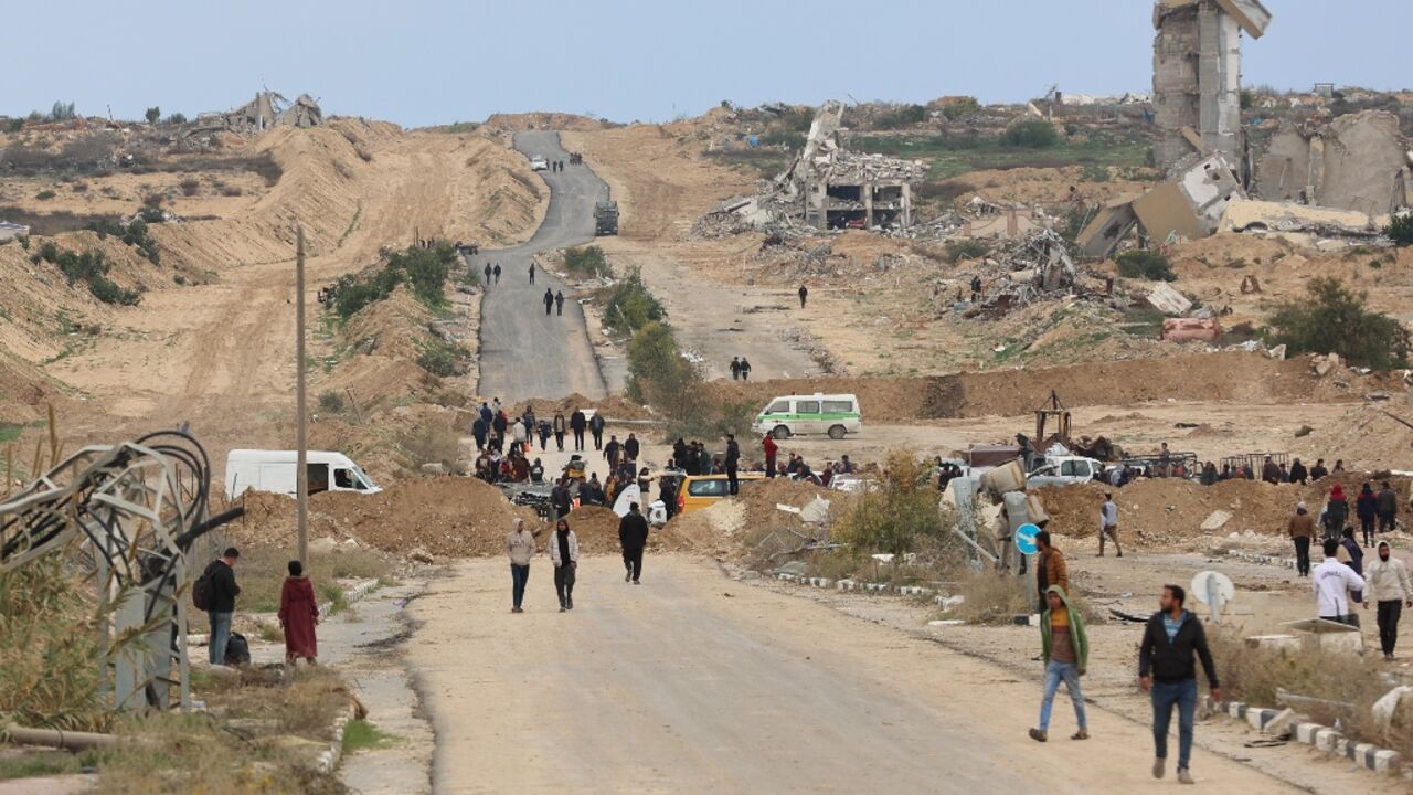 Israeli forces have withdrawn from the strategic Netzarim Corridor as part of a fragile truce in Gaza Israeli forces have withdrawn from the strategic Netzarim Corridor as part of a fragile truce in Gaza