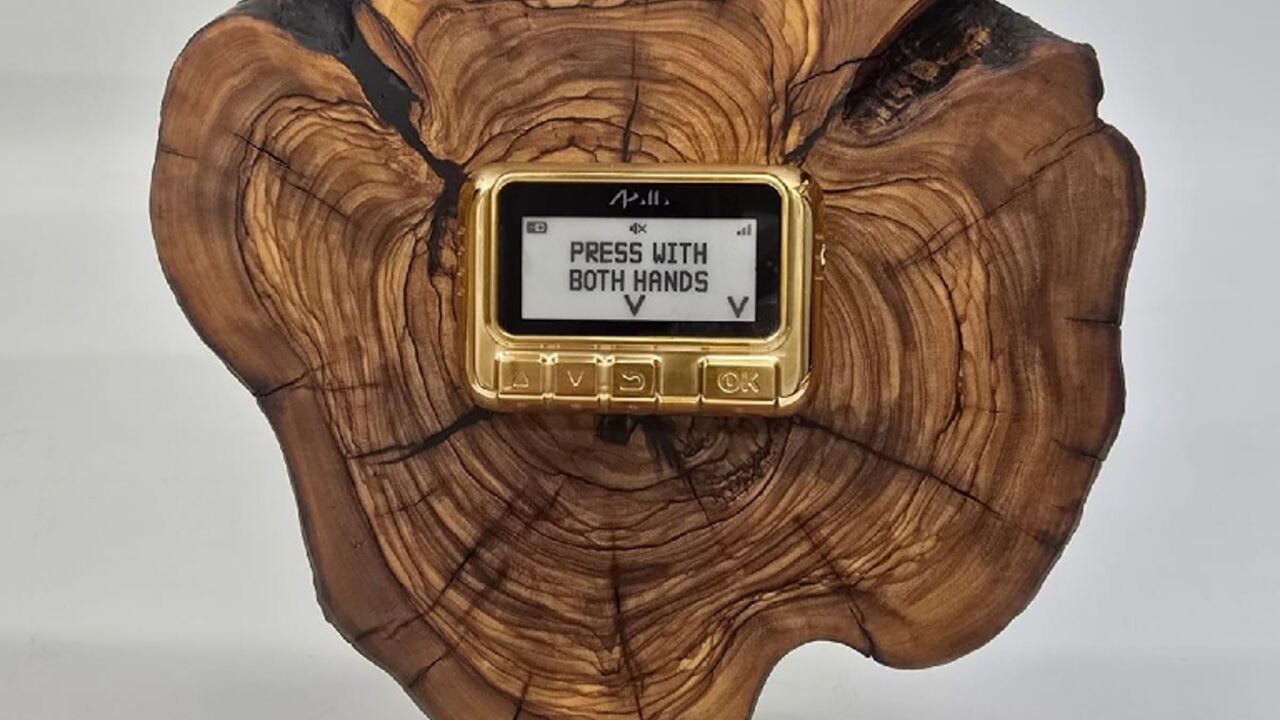 Israeli Prime Minister Benjamin Netanyahu gave US President Donald Trump a golden pager during their meeting at the White House this week Israeli Prime Minister Benjamin Netanyahu gave US President Donald Trump a golden pager during their meeting at the White House this week