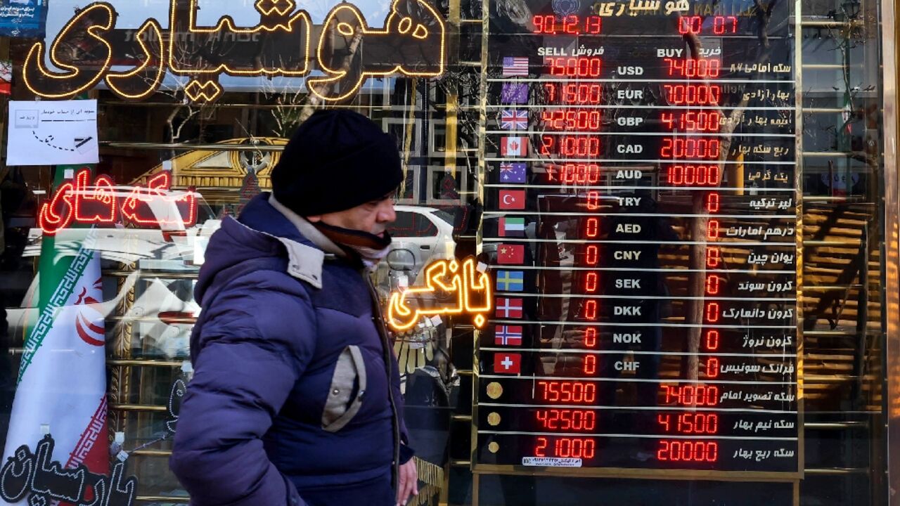 The plummeting Iranian rial has led to surge in the prices of imported goods The plummeting Iranian rial has led to surge in the prices of imported goods
