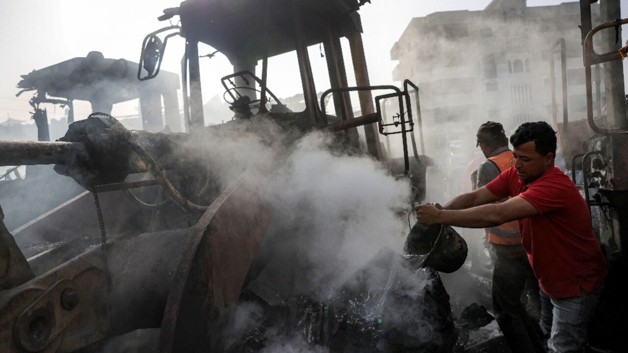 Israel continued to strike the Gaza Strip on Tuesday as negotiators sought again to secure a new ceasefire Israel continued to strike the Gaza Strip on Tuesday as negotiators sought again to secure a new ceasefire