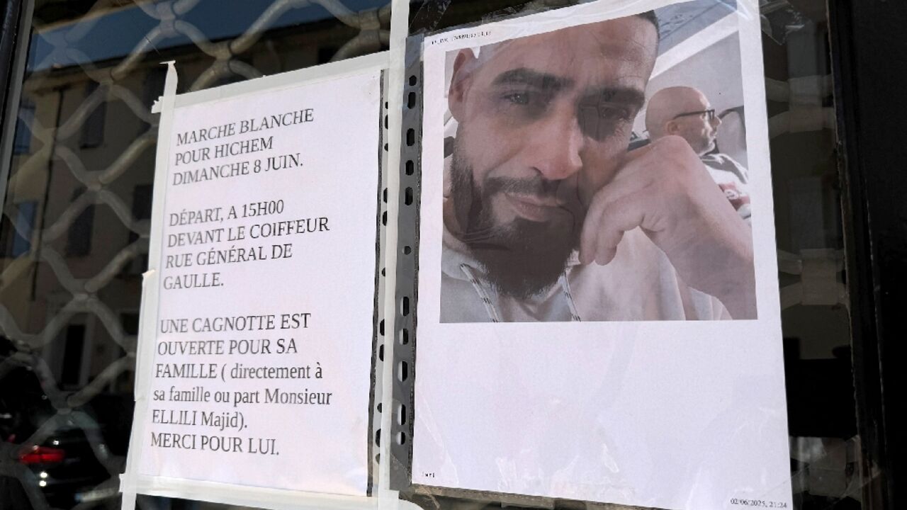 France is home to the largest Muslim community in the European Union France is home to the largest Muslim community in the European Union