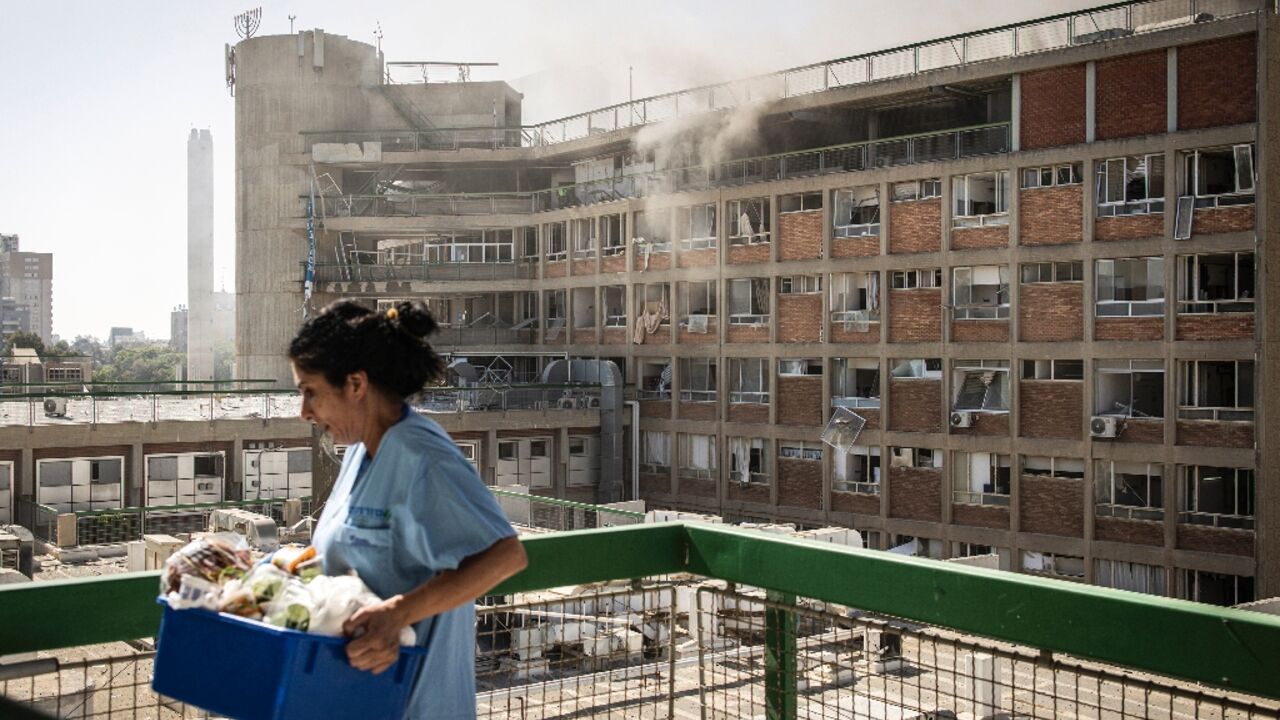 The Soroka Hospital in southern Israel was hit by Iranian missiles The Soroka Hospital in southern Israel was hit by Iranian missiles