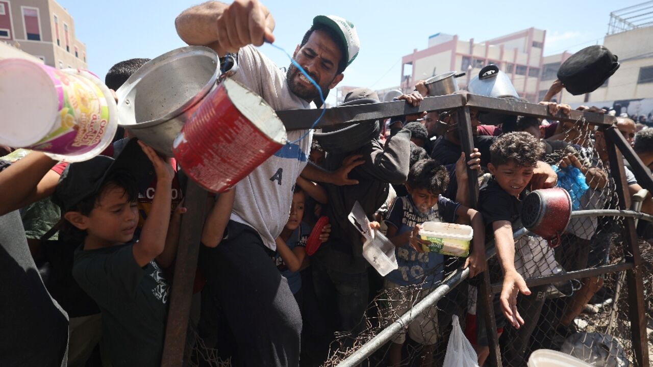 Palestinians are facing chronic shortages of food and other esssentials Palestinians are facing chronic shortages of food and other esssentials