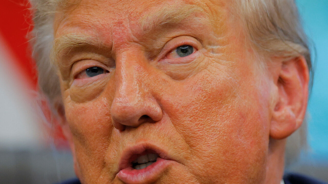 U.S. President Donald Trump speaks with the media in the Oval Office, at the White House in Washington, D.C., U.S., September 5, 2025. REUTERS/Brian Snyder