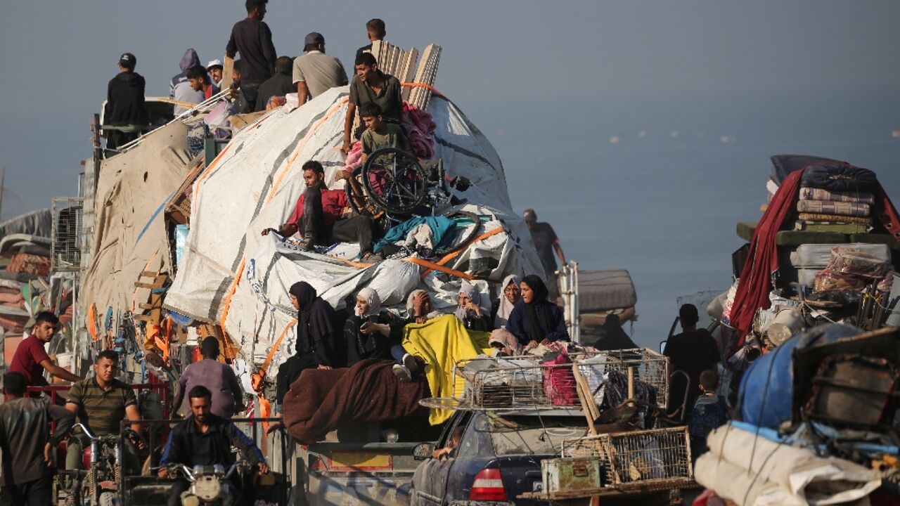 Thousands of Palestinians are on the move since the start of Israel's assault on Gaza City Thousands of Palestinians are on the move since the start of Israel's assault on Gaza City