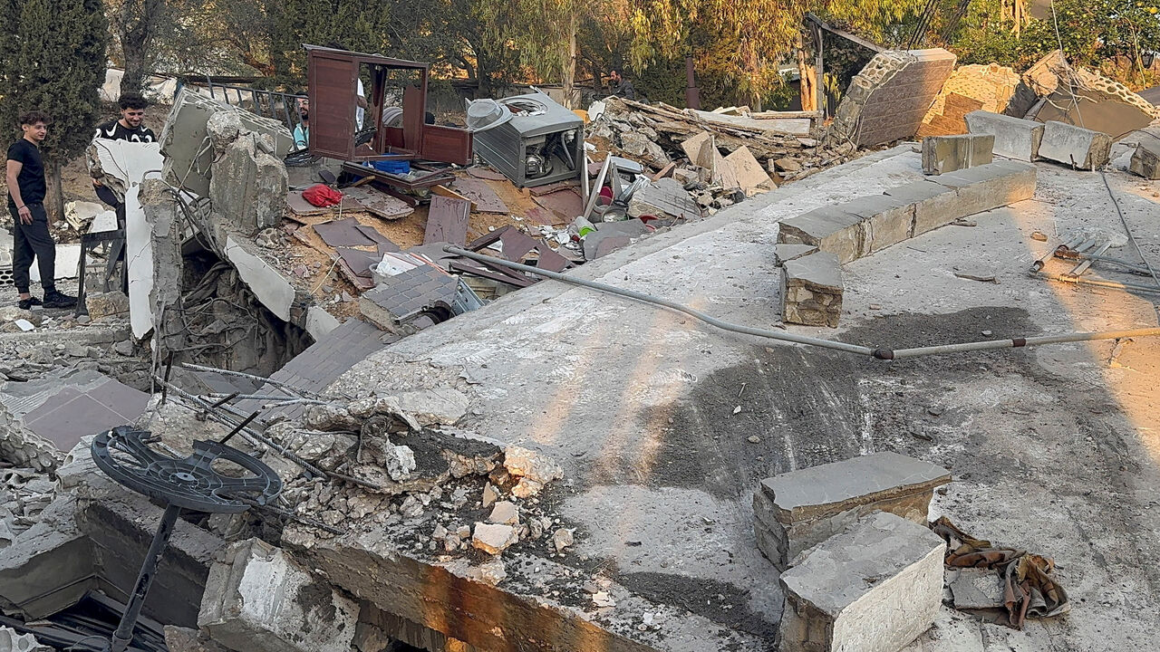 A view of rubble at a damaged site after Israeli strikes following Israeli military's evacuation orders, in Chehour, southern Lebanon November 19, 2025. REUTERS/Ali Hankir