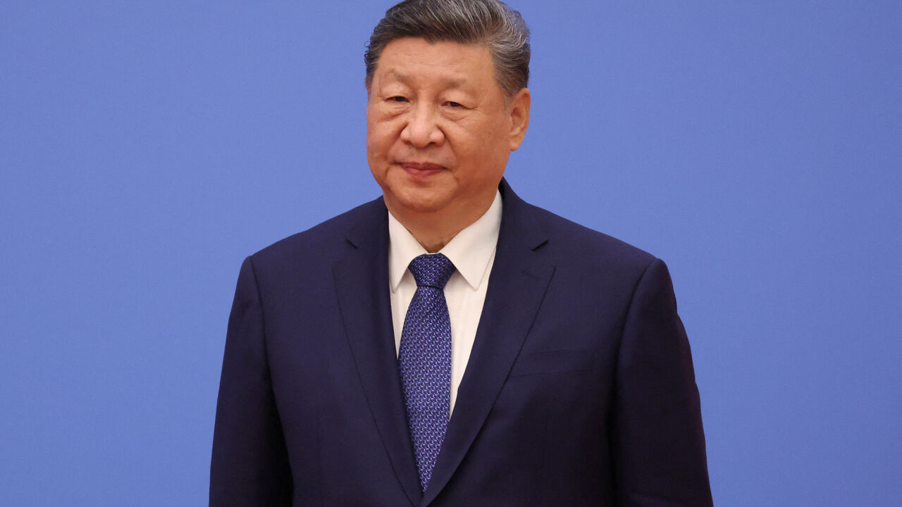 Chinese President Xi Jinping attends the 7th formal meeting of the Franco-Chinese Business Council in Beijing, China, on December 4, 2025.     LUDOVIC MARIN/Pool via REUTERS