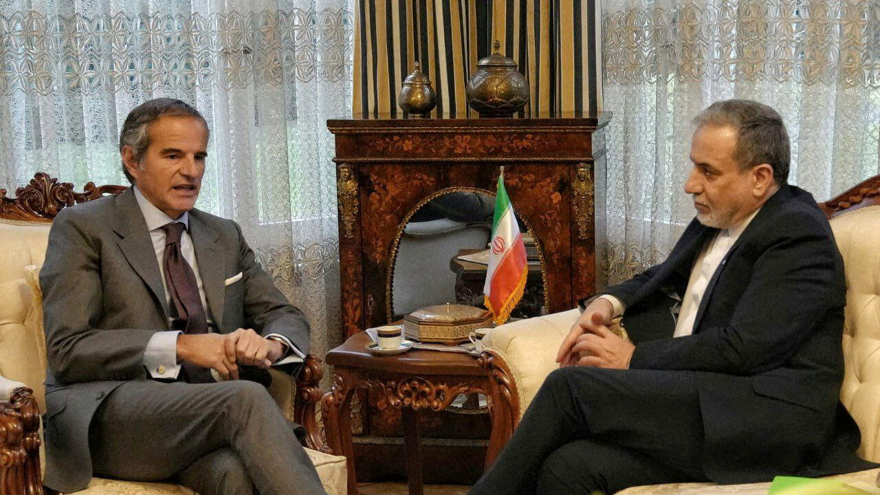 Iranian Foreign Minister Abbas Araqchi meets with International Atomic Energy Agency (IAEA) Director General Rafael Grossi in Geneva, Switzerland, February 16, 2026. Iranian Foreign Ministry/WANA (West Asia News Agency)/Handout via REUTERS