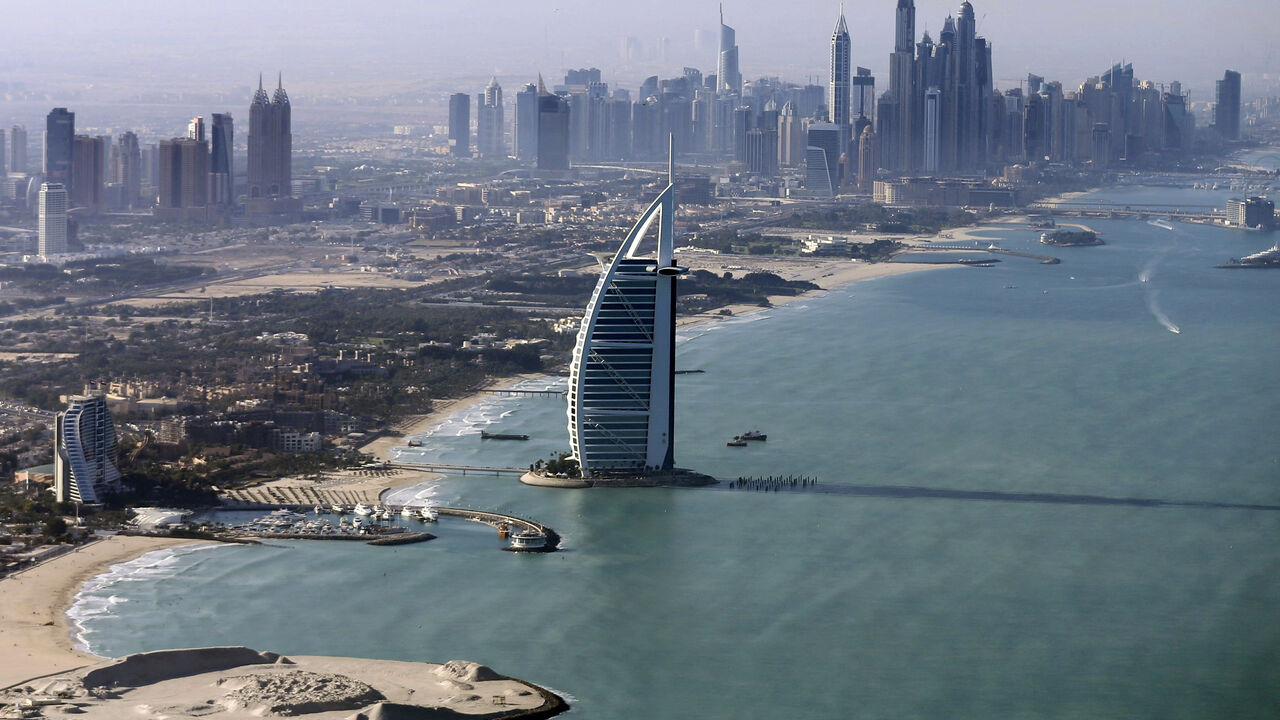 FILE PHOTO: A general view of the luxury Burj al-Arab Hotel at Jumeirah area in Dubai, UAE December 9, 2015. Picture taken December 9, 2015. REUTERS/Karim Sahib/Pool/File Photo