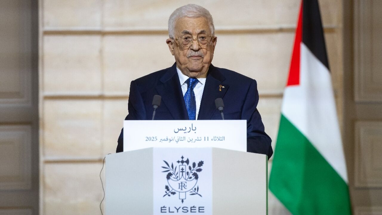 Palestinian president Mahmud Abbas has called on Israel to lift 'obstacles' to implementing the next phase of a Gaza peace plan