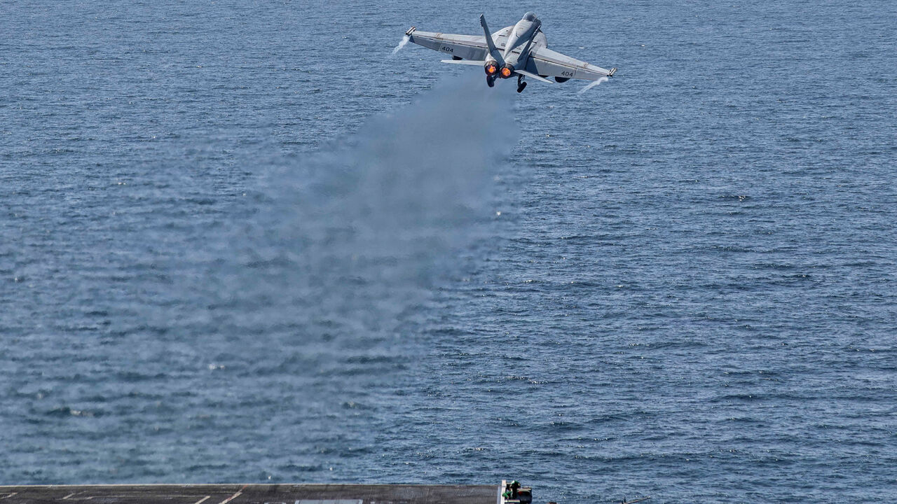 An F/A-18E Super Hornet takes off from the U.S. Navy Nimitz-class aircraft carrier USS Abraham Lincoln in support of the Operation Epic Fury attack on Iran February 28, 2026.  U.S. Navy/Handout via REUTERS