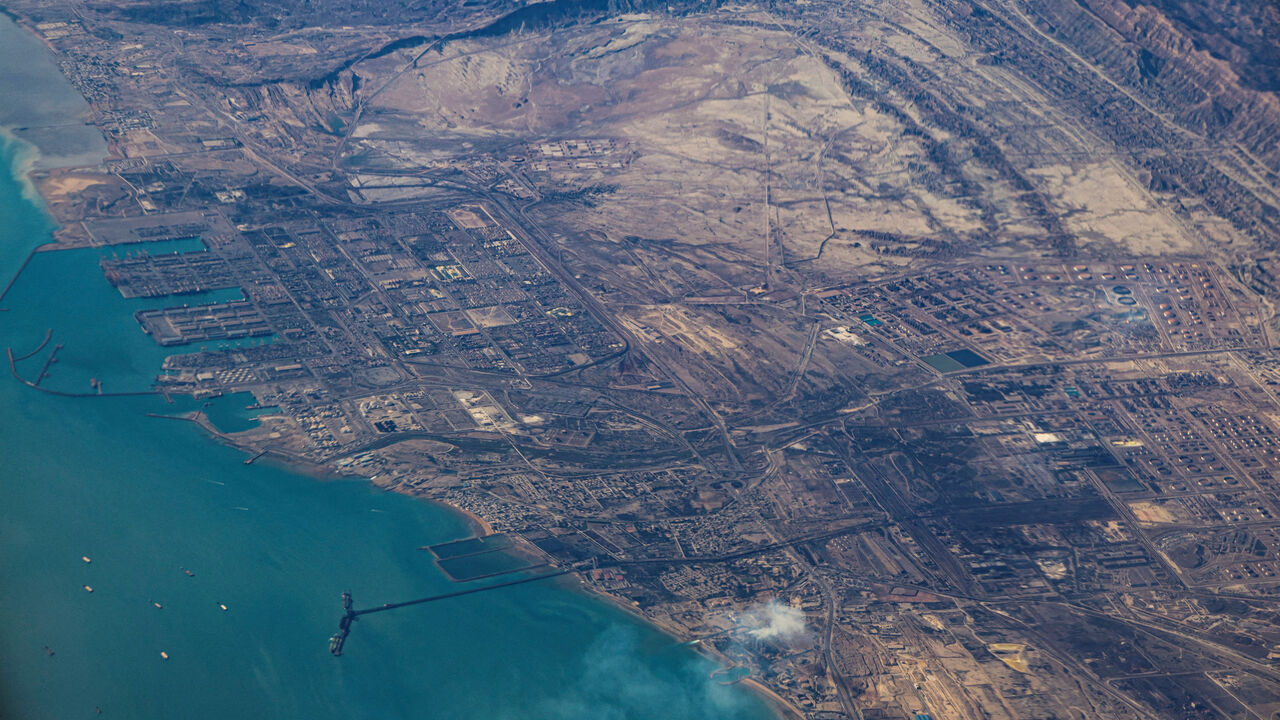 FILE PHOTO: An aerial view Port of Fujairah, United Arab Emirates in the strait of Hormuz, December 10, 2023. REUTERS/Stringer/File Photo
