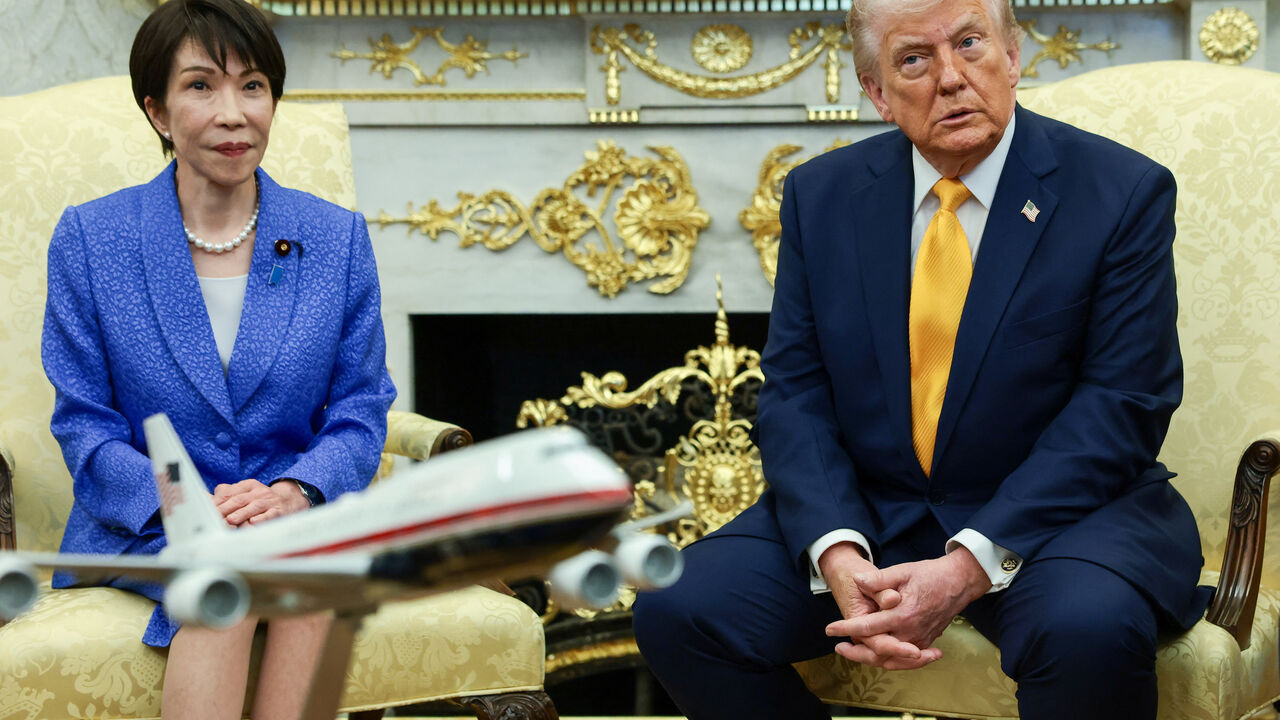 U.S. President Donald Trump meets with Japanese Prime Minister Sanae Takaichi in the Oval Office at the White House in Washington, D.C., U.S., March 19, 2026. REUTERS/Evelyn Hockstein