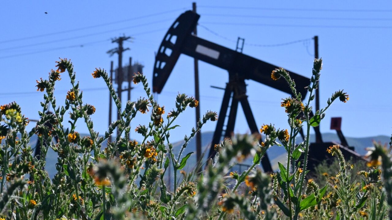 Oil prices have seen extreme volatility this week as fears of an extended conflict were offset by Donald Trump's latest comments