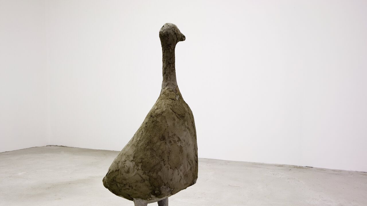 Chung Seoyoung, “A GOOSE,” 2007, cement, in Doha, Qatar. (Photo courtesy of Fire Station)