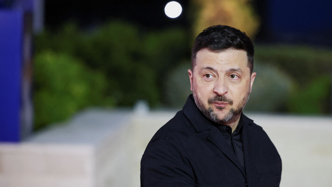 Ukraine's President Volodymyr Zelenskiy arrives to attend an informal European leaders' summit in Ayia Napa, Cyprus April 23, 2026. REUTERS/Yiannis Kourtoglou