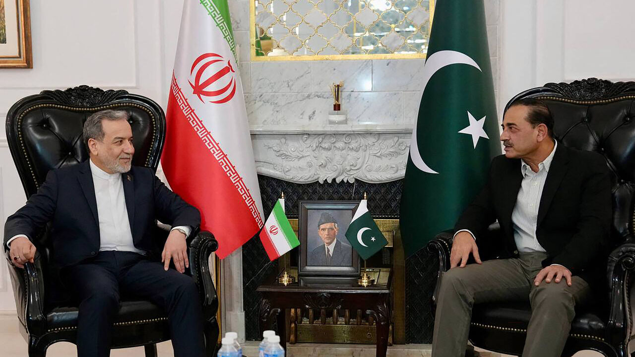 This handout photo released by the Iranian Foreign Ministry on April 25, 2026 shows Pakistan's Army Chief and Field Marshal Syed Asim Munir (R) meeting with Iran's Foreign Minister Abbas Araghchi upon his arrival in Islamabad. US envoys headed to the Pakistani capital on April 25 in a bid to kickstart a new round of peace negotiations with Iran amid a fragile ceasefire, though the prospect of direct talks remained uncertain. (Photo by Iranian Foreign Ministry / AFP via Getty Images) / XGTY / RESTRICTED TO E