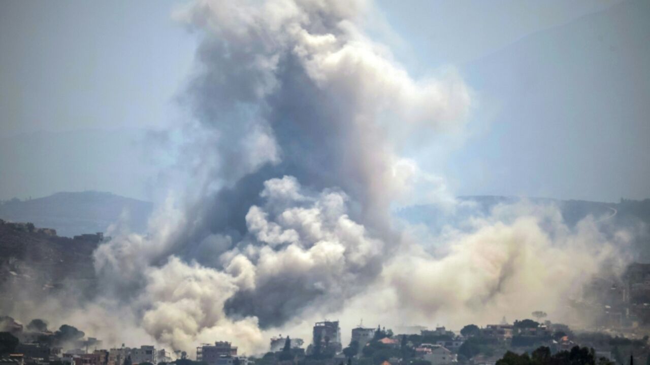 The Israeli army continued to attack southern Lebanon