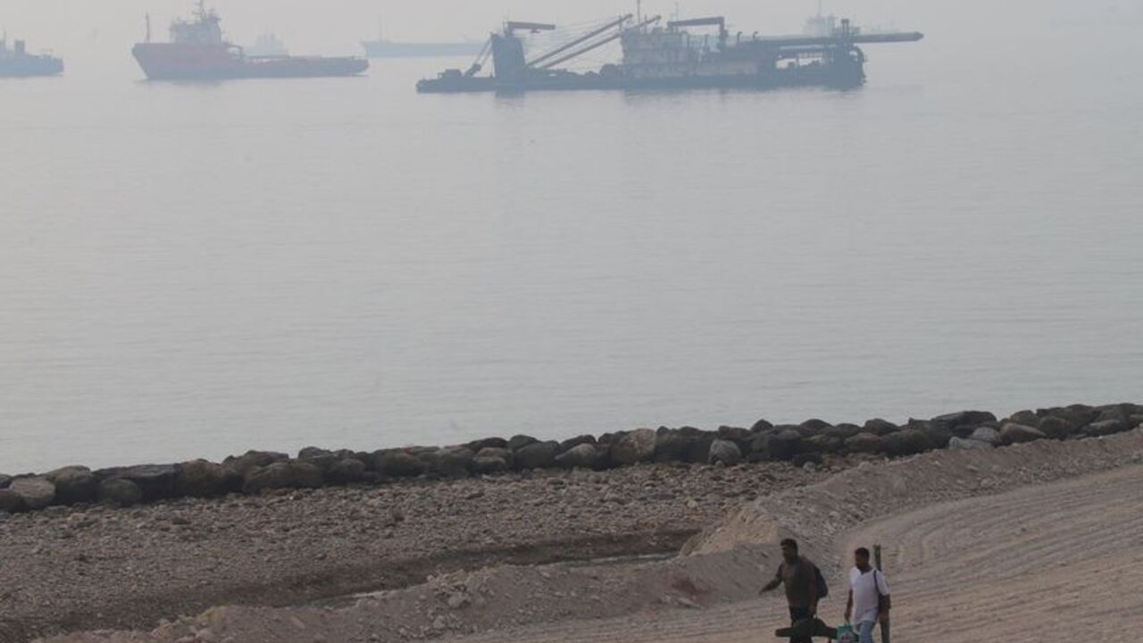 Vessels in the Strait of Hormuz near the beach of Bandar Abbas