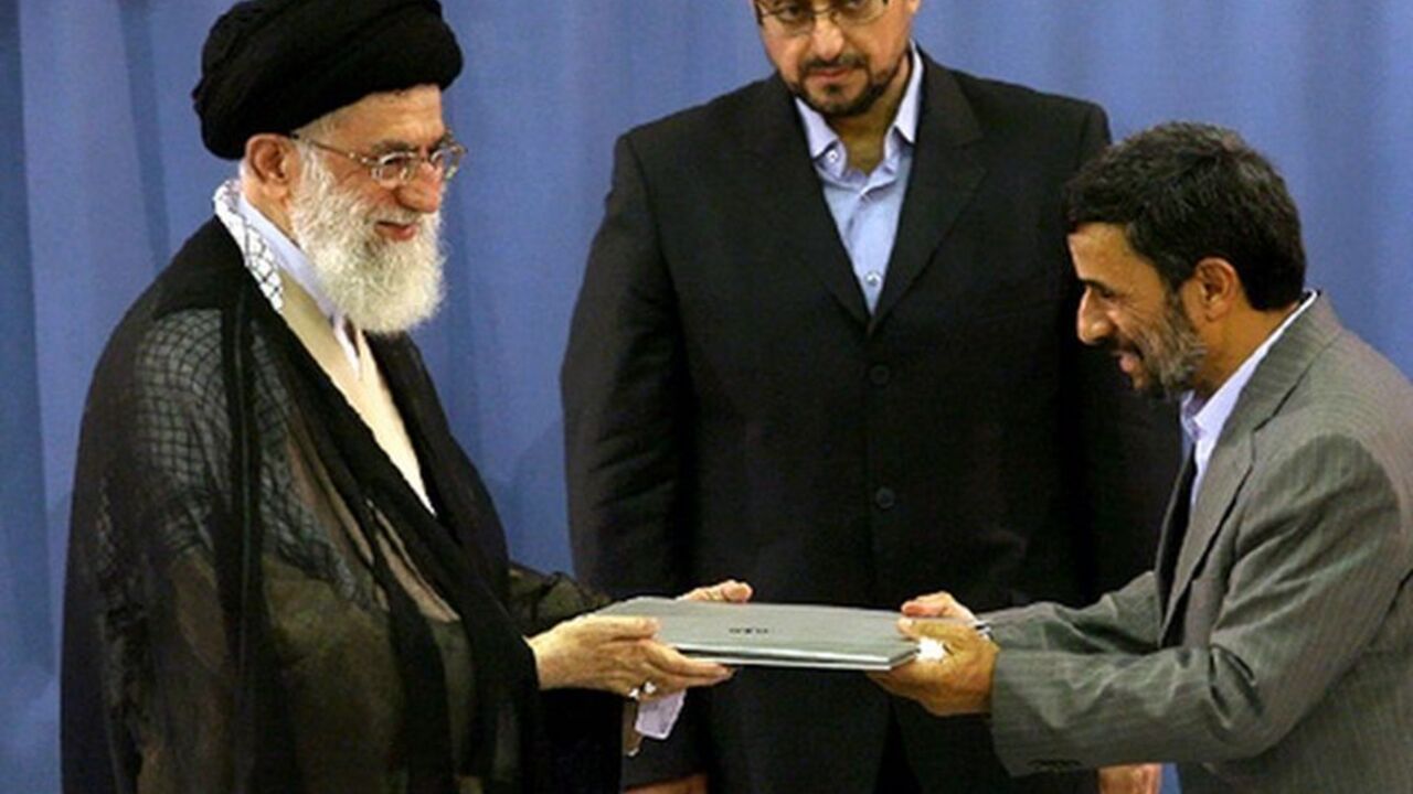 Iranian President Ahmadinejad receives a certificate from supreme leader Khamenei in Tehran EDITORS' NOTE: Reuters and other foreign media are subject to Iranian restrictions on their ability to film or take pictures in Tehran
Iranian President Mahmoud Ahmadinejad (R) receives a certificate declaring him as President of the Islamic Republic of Iran from Supreme Leader Ayatollah Ali Khamenei in Tehran August 3, 2009. Iran's supreme leader formally approved the second term presidency of Ahmadinejad on Monday after a disputed election that leading reformists say was rigged to ensure the incumbent'