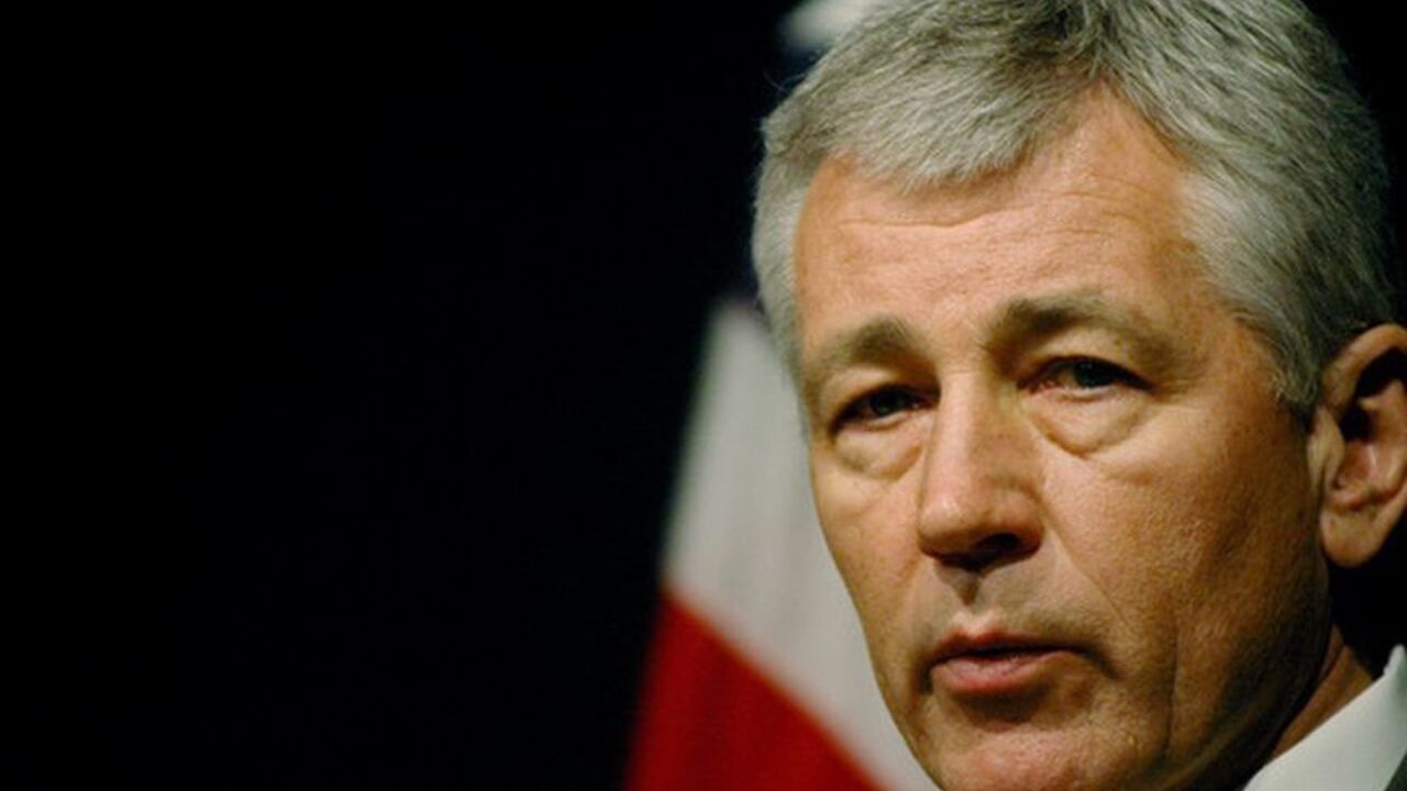 Senator Hagel speaks during news conference at US embassy in Islamabad U.S. Senator Chuck Hagel speaks during a news conference at the U.S. embassy in Islamabad April 13, 2006. "I do not expect any kind of military solution on the Iran issue," Hagel told a news conference in Islamabad, stressing that he was speaking for himself rather than the Senate or the Bush administration. Hagel said President George W. Bush and senior members of his cabinet had said the military option was not a responsible approach to resolving the issues. REUTERS/Mian Khursheed