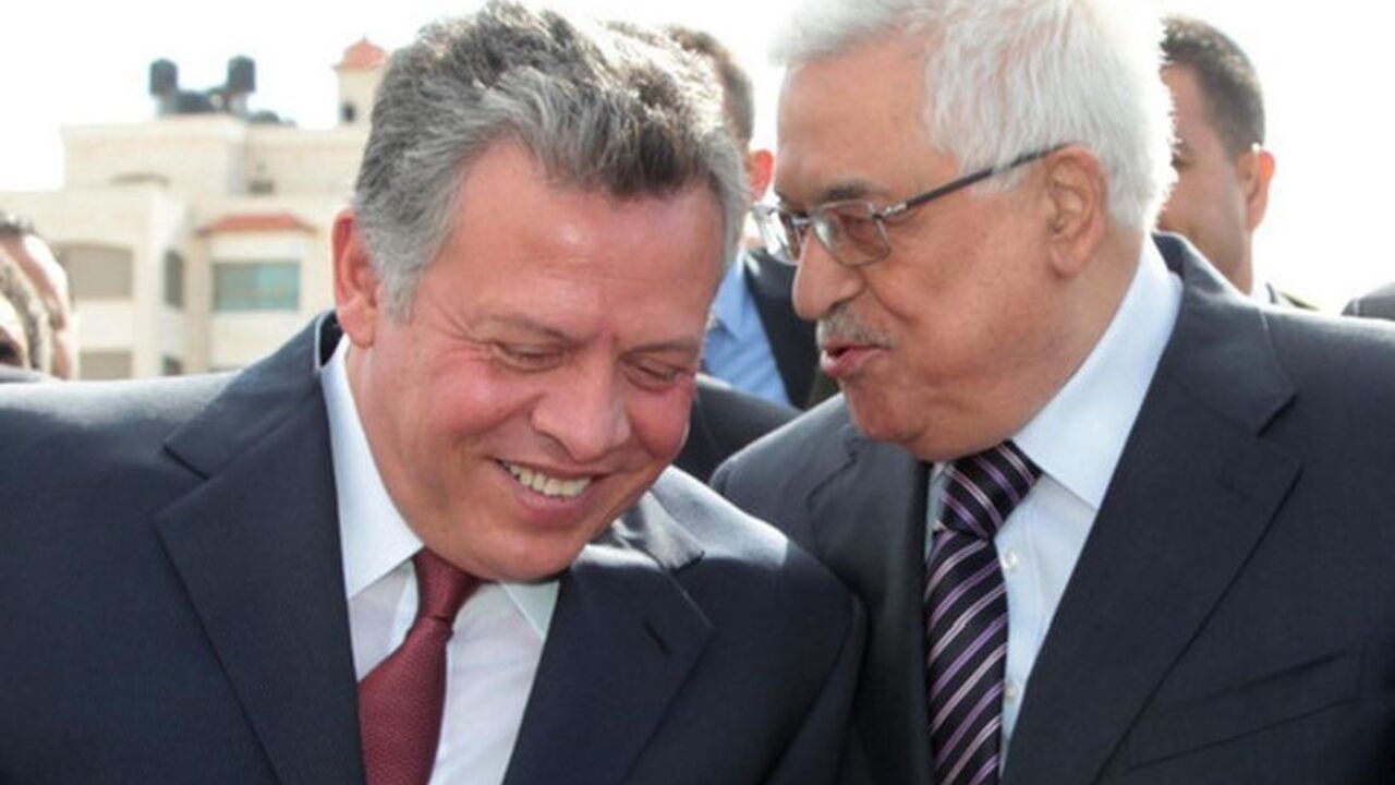 Palestinian President Mahmoud Abbas speaks with Jordan's King Abdullah upon his arrival in the West Bank city of Ramallah Palestinian President Mahmoud Abbas (R) speaks with Jordan's King Abdullah upon his arrival in the West Bank city of Ramallah December 6, 2012. REUTERS/Yousef Allan/Royal Palace/Handout (WEST BANK - Tags: POLITICS) FOR EDITORIAL USE ONLY. NOT FOR SALE FOR MARKETING OR ADVERTISING CAMPAIGNS. THIS IMAGE HAS BEEN SUPPLIED BY A THIRD PARTY. IT IS DISTRIBUTED, EXACTLY AS RECEIVED BY REUTERS, AS A SERVICE TO CLIENTS
