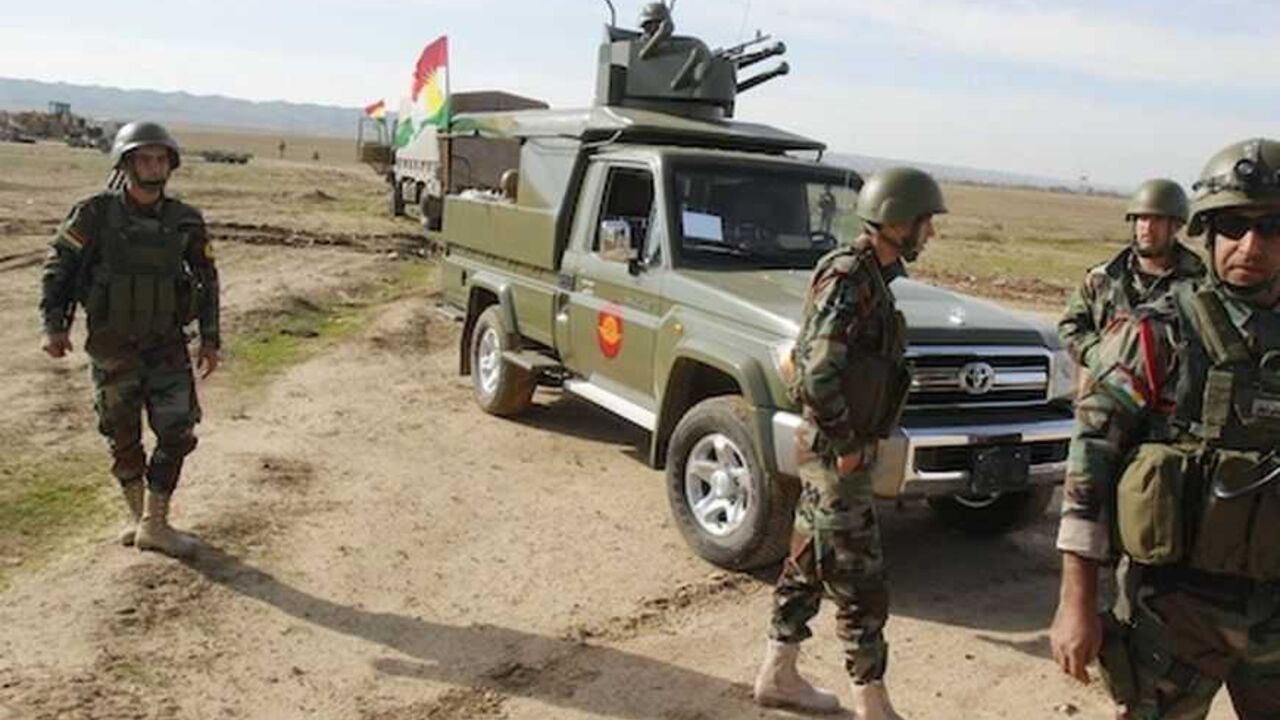 Kurdish Peshmerga troops are deployed on the outskirts of Kirkuk Kurdish Peshmerga troops are deployed on the outskirts of Kirkuk, some 250km (155 miles) north of Baghdad December 3, 2012. Iraq's Kurdish region has sent reinforcements to a disputed area where its troops are involved in a standoff with the Iraqi army, a senior Kurdish military official said, despite calls on both sides for dialogue to calm the situation. Picture taken December 3, 2012. REUTERS/Ako Rasheed (IRAQ - Tags: POLITICS MILITARY CIVIL UNREST) - RTR3B6TV