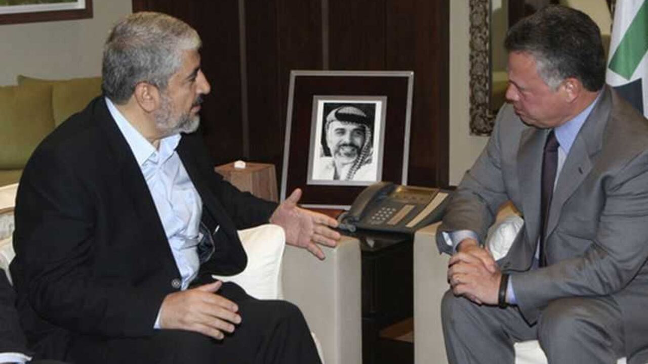 Jordan's King Abdullah meets with Hamas leader Khaled Meshaal at the Royal Palace in Amman Jordan's King Abdullah (R) meets with Hamas leader Khaled Meshaal at the Royal Palace in Amman January 28, 2013. REUTERS/Majed Jaber (JORDAN - Tags: POLITICS ROYALS) - RTR3D31M