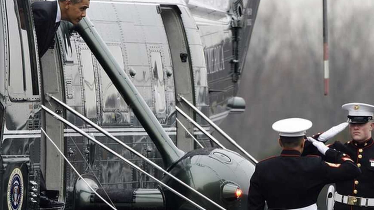 Obama arrives via Marine One at Leesburg Executive Airport to delivers remarks nearby at the House Democratic Issues Conference, in Leesburg, Virginia U.S. President Barack Obama arrives via Marine One at Leesburg Executive Airport to delivers remarks nearby at the House Democratic Issues Conference, in Leesburg, Virginia, February 7, 2013. REUTERS/Jonathan Ernst (UNITED STATES - Tags: POLITICS) - RTR3DGQT