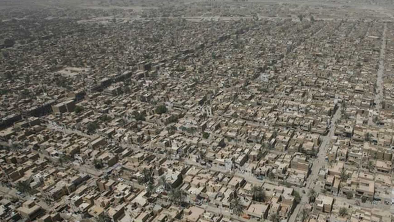 Residential houses are seen from a U.S. military helicopter flying over Baghdad Residential houses are seen from a U.S. military helicopter flying over Baghdad June 4, 2008. REUTERS/Erik de Castro (IRAQ) - RTX6IHU