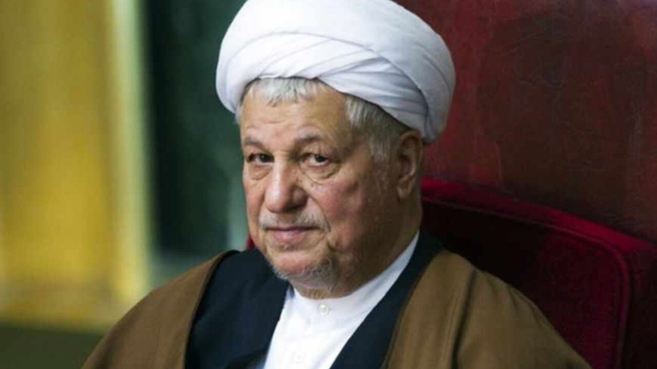 Former Iranian president Akbar Hashemi Rafsanjani attends Iran's Assembly of Experts' biannual meeting in Tehran EDITORS' NOTE: Reuters and other foreign media are subject to Iranian restrictions on leaving the office to report, film or take pictures in Tehran.
Former Iranian president Akbar Hashemi Rafsanjani attends Iran's Assembly of Experts' biannual meeting in Tehran March 8, 2011. Rafsanjani lost his position on Tuesday as head of an important state clerical body after hardliners criticised him for being too close to the reformist opposition. REUTERS/Raheb Homavandi (IRAN - Tags: POLITICS) - RTR2JLGP