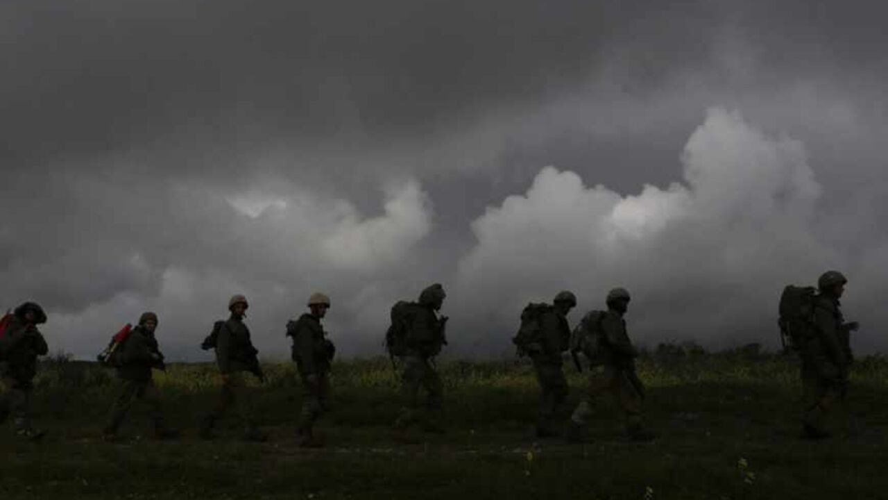 Israeli soldiers from the Nahal infantry brigade take part in a drill in the Golan Heights, near Israel's border with Syria Israeli soldiers from the Nahal infantry brigade take part in a drill in the Golan Heights, near Israel's border with Syria March 5, 2013. Israel captured the Golan Heights from Syria in the 1967 Middle East war and annexed the territory in 1981, a move not recognised internationally. REUTERS/Baz Ratner (MILITARY) - RTR3ELLJ