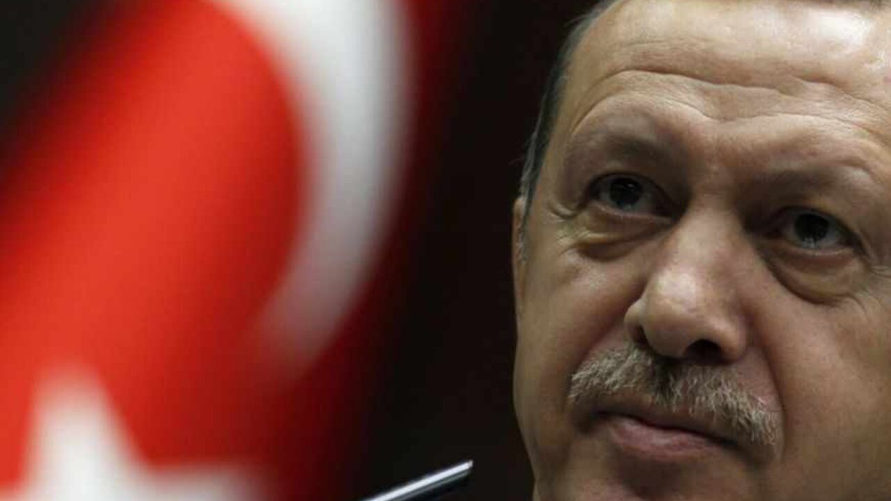 Turkey's PM Erdogan addresses members of parliament from his ruling AKP party during a meeting at the Turkish parliament in Ankara Turkey's Prime Minister Tayyip Erdogan addresses members of parliament from his ruling AK Party (AKP) during a meeting at the Turkish parliament in Ankara May 7, 2013. REUTERS/Umit Bektas (TURKEY - Tags: POLITICS) - RTXZDD5