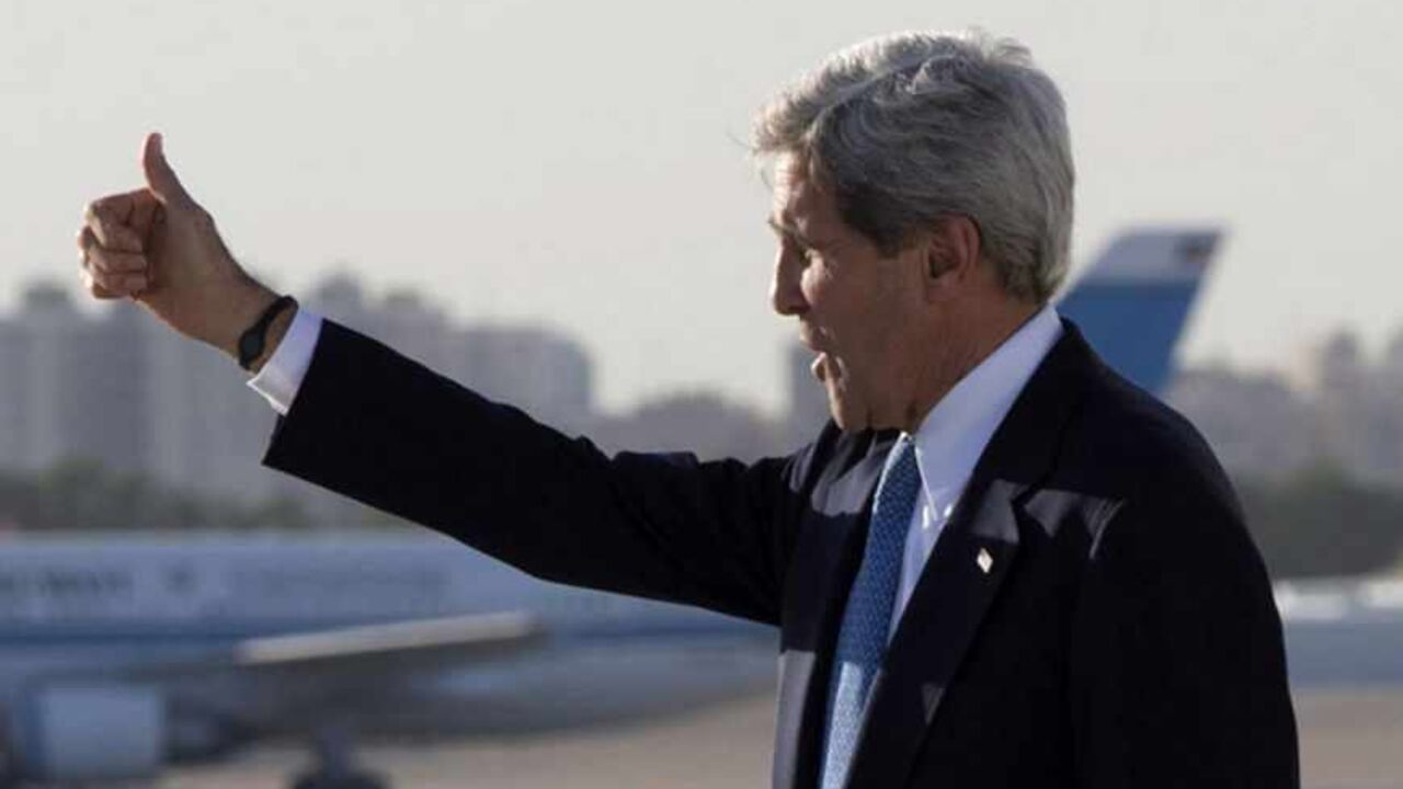 U.S. Secretary of State John Kerry gives a thumbs up as he departs Kuwait City U.S. Secretary of State John Kerry gives a thumbs up as he departs Kuwait City, June 26, 2013, en route to Amman, Jordan. REUTERS/Jacquelyn Martin/Pool (KUWAIT - Tags: POLITICS) - RTX111TC