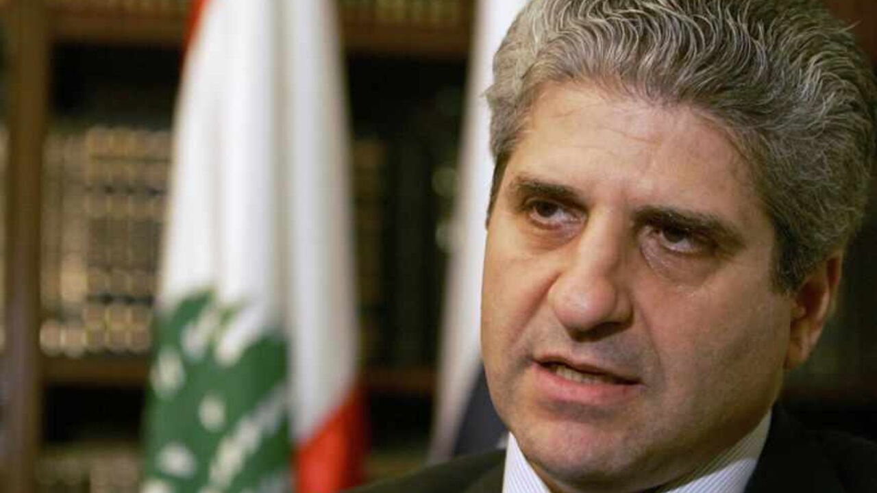 Lebanese Shi'ite politician al-Assaad speaks during an interview in Hazmiyeh Lebanese Shi'ite politician Ahmad al-Assaad, head of the Lebanese Option group, speaks during an interview with Reuters at his office in Hazmiyeh, near Beirut, May 5, 2009. Picture taken May 5, 2009. REUTERS/Cynthia Karam (LEBANON POLITICS ELECTIONS) - RTXES0U