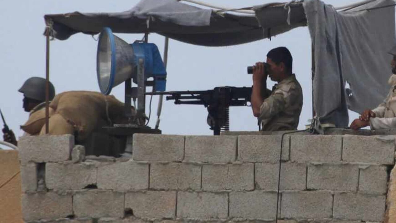Egyptian soldiers keep guard on the border between Egypt and the southern Gaza Strip Egyptian soldiers keep guard on the border between Egypt and the southern Gaza Strip September 3, 2013. Egyptian security forces have destroyed some 20 houses along the border with Gaza, local residents said on Tuesday, in what the Palestinian enclave's Islamist Hamas rulers fear is an effort to build a buffer zone to isolate them.
REUTERS/Ibraheem Abu Mustafa (EGYPT - Tags: POLITICS) - RTX135NK