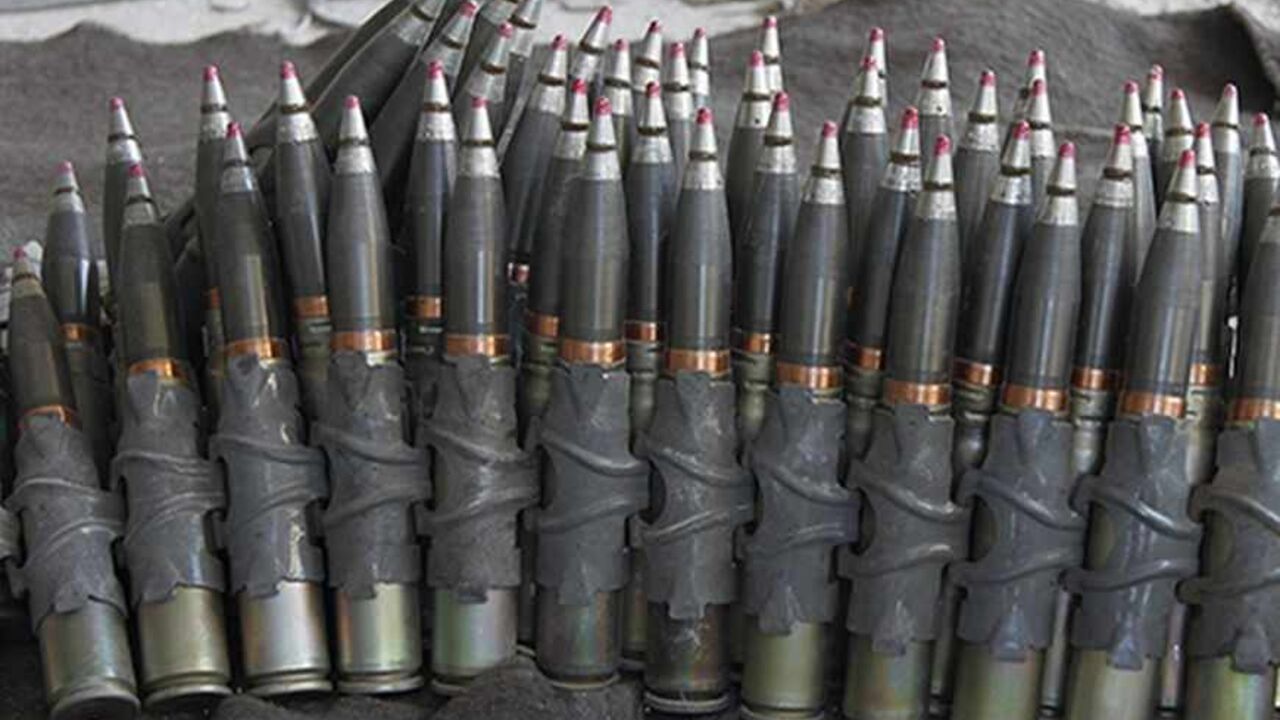 SYRIA-CRISIS/JOBAR Ammunition is seen at an area controlled by forces loyal to Syria's President Bashar al-Assad at the front line during clashes with opposition fighters during a guided tour by the Syrian Army in the Damascus suburb of Jobar, August 24, 2013. Syrian state television said soldiers found chemical materials on Saturday in tunnels that had been used by rebels, rejecting blame for a nerve gas attack that killed hundreds this week and heightened Western calls for foreign intervention. REUTERS/Khaled al-Hariri