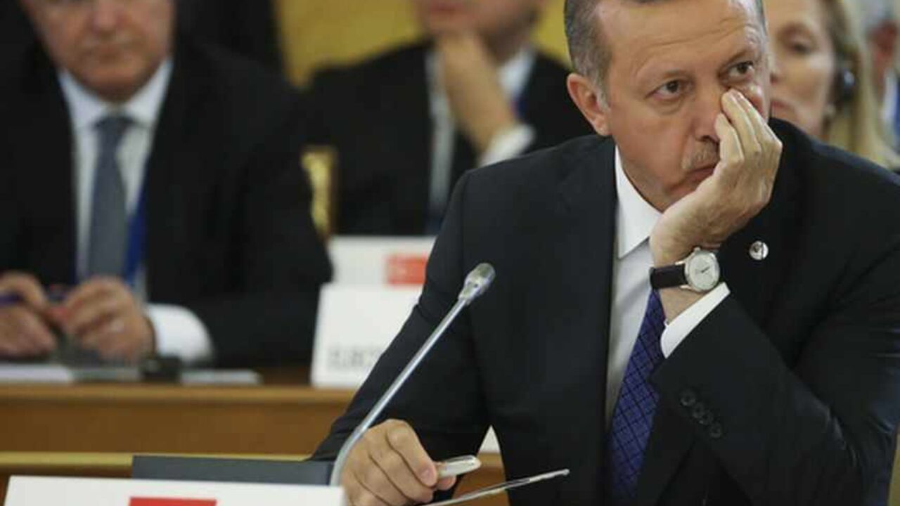 Turkish Prime Minister Erdogan attends the first working session of the G20 Summit in Constantine Palace in Strelna near St. Petersburg Turkish Prime Minister Tayyip Erdogan attends the first working session of the G20 Summit in Constantine Palace in Strelna near St. Petersburg, September 5, 2013. REUTERS/Sergei Karpukhin (RUSSIA - Tags: POLITICS) - RTX138DI