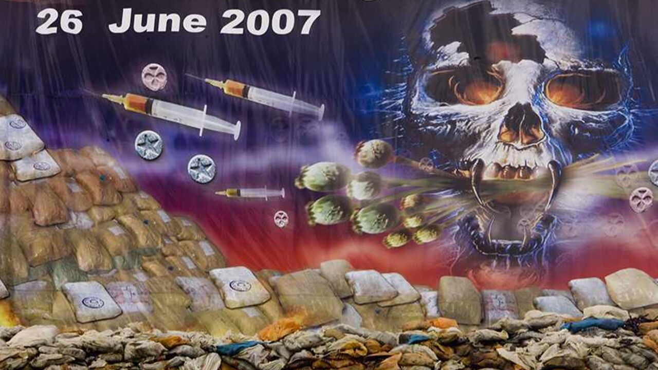 IRAN/ More than 70,000kg (154000lbs) of drugs confiscated in the past year are prepared for burning during a ceremony to mark the United Nations' International Day against Drug Abuse and Illicit Drug Trafficking in northeast Tehran June 26, 2007. REUTERS/Morteza Nikoubazl (IRAN) - RTR1R654