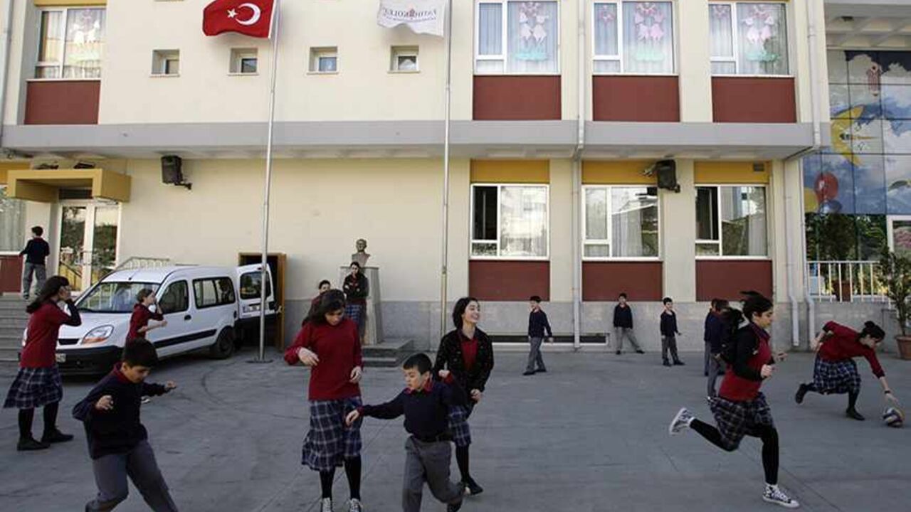 TURKEY-RELIGION/ Children play at the garden of Fatih College in Istanbul April 16, 2008. The 640-pupil school is run by followers of Fethullah Gulen, a Turkish Muslim preacher who advocates moderate Islam rooted in modern life, and whose teachings have inspired millions of Turks to forge a powerful socio-religious community active in publishing, charity and above all education. The Gulen movement has built up a network of some 800 schools around the world, teaching a full curriculum but with a strong focus on science and t