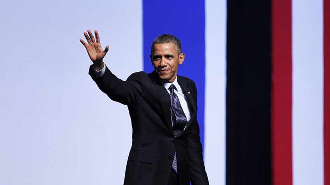 ISRAEL-PALESTINIANS/OBAMA-SPEECH U.S. President Barack Obama waves after addressing Israeli students at the International Convention Center in Jerusalem March 21, 2013. Obama appealed directly on Thursday to the Israeli people to put themselves in the shoes of stateless Palestinians and recognise that Jewish settlement activity in occupied territory hurts prospects for peace. REUTERS/Baz Ratner (JERUSALEM - Tags: POLITICS) - RTR3FA2D