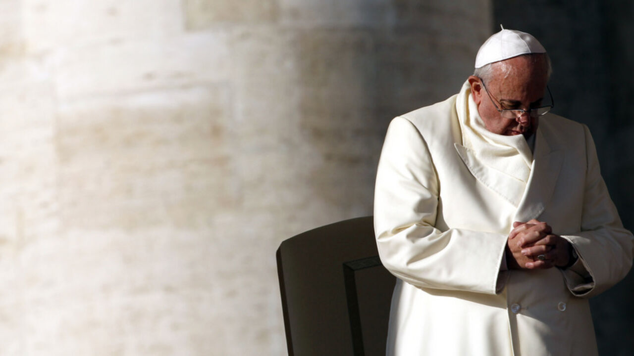 Pope Francis attends his weekly general audience at St. Peter's Square at the Vatican Pope Francis attends his weekly general audience at St. Peter's Square at the Vatican December 11, 2013. REUTERS/Giampiero Sposito (VATICAN - Tags: RELIGION) - RTX16DQB