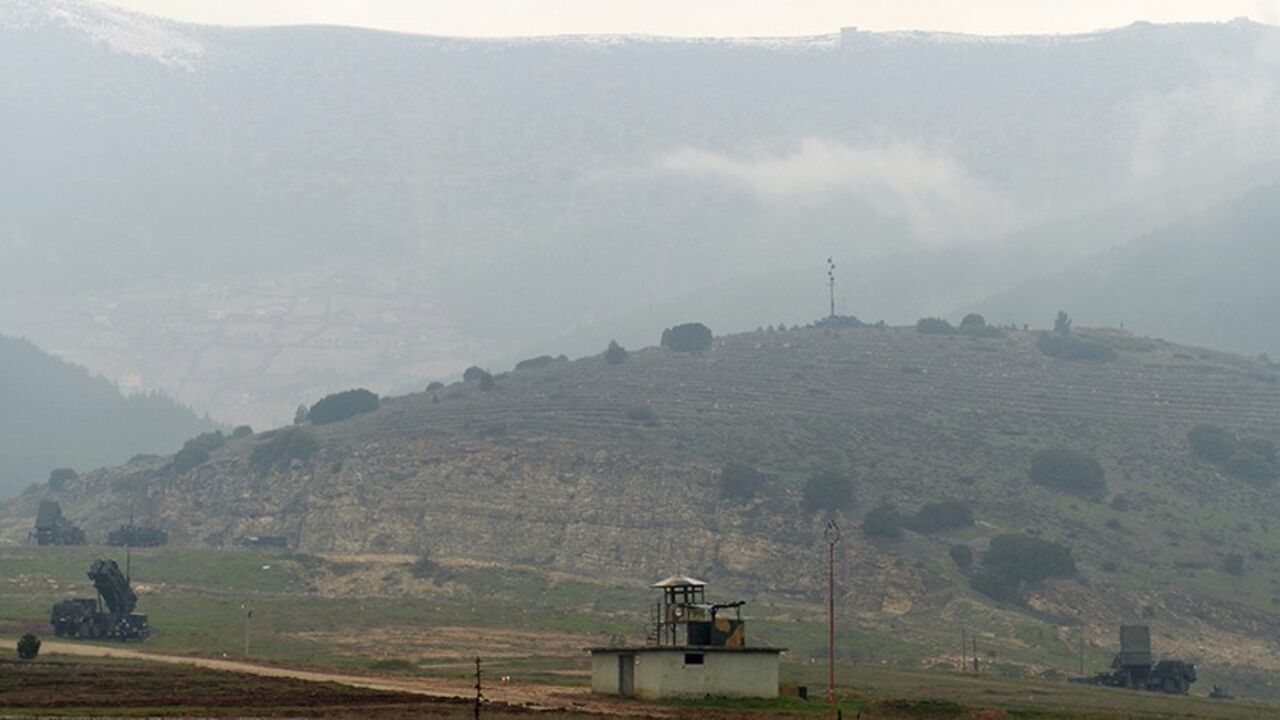 TURKEY-PATRIOTS/ Patriot missile batteries are pictured at their positions near the city of Kahramanmaras, February 23, 2013. Germany's defence minister inspected Patriot missile batteries close to the Syria-Turkey border on Saturday and said they delivered a "clear warning" to Damascus that NATO would not tolerate missiles being fired into Turkey. Thomas de Maiziere and his Dutch counterpart Jeanine Hennis-Plasschaert travelled to the Turkish cities of Adana and Kahramanmaras to inspect the batteries provided by their coun