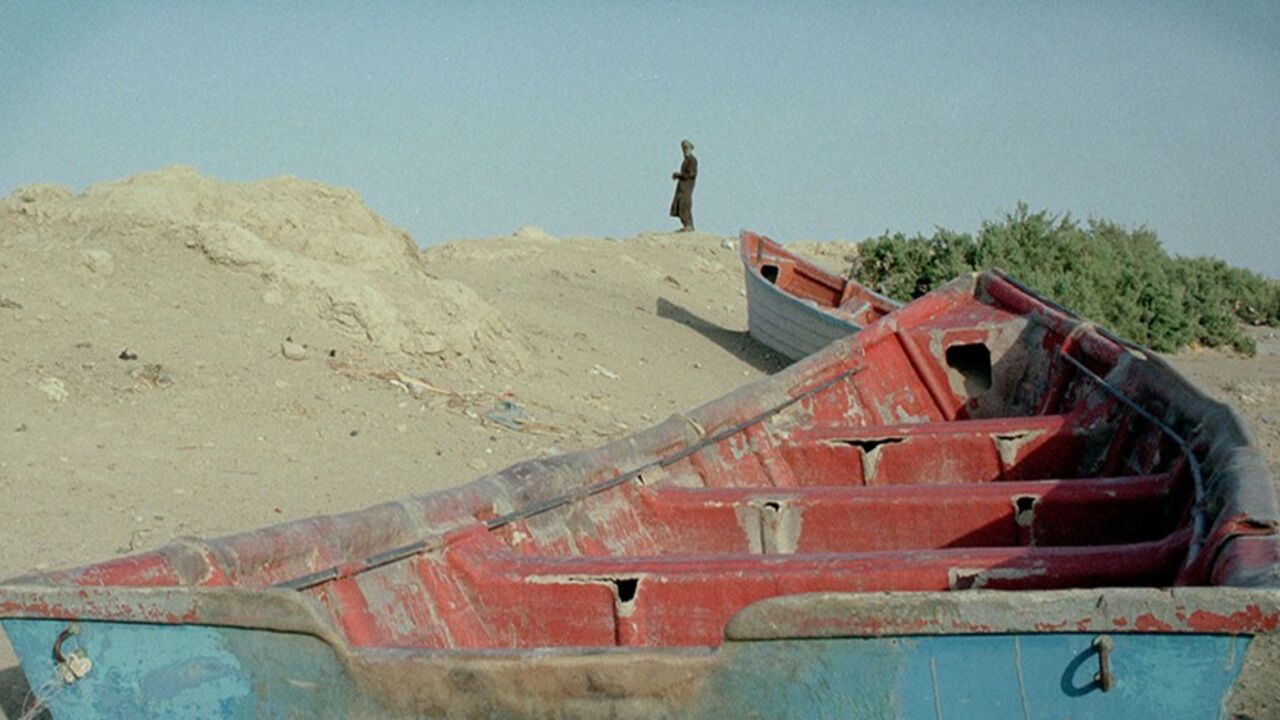 IRAN DROUGHT A fisherman looks out at the dried up Hamoun lake which used to serve
as a water supply for agriculture outside Zabol in south eastern Iran
July 17, 2001. Iran's Sistan-Baluchistan province is suffering from a
third consecutive year of drought which the United Nations says has
cost the country $2.6 billion this year, up from $1.7 billion last
year. Local officials say without rain remaining water sources will dry
up by December.
CJF/ns - RTRKVOZ