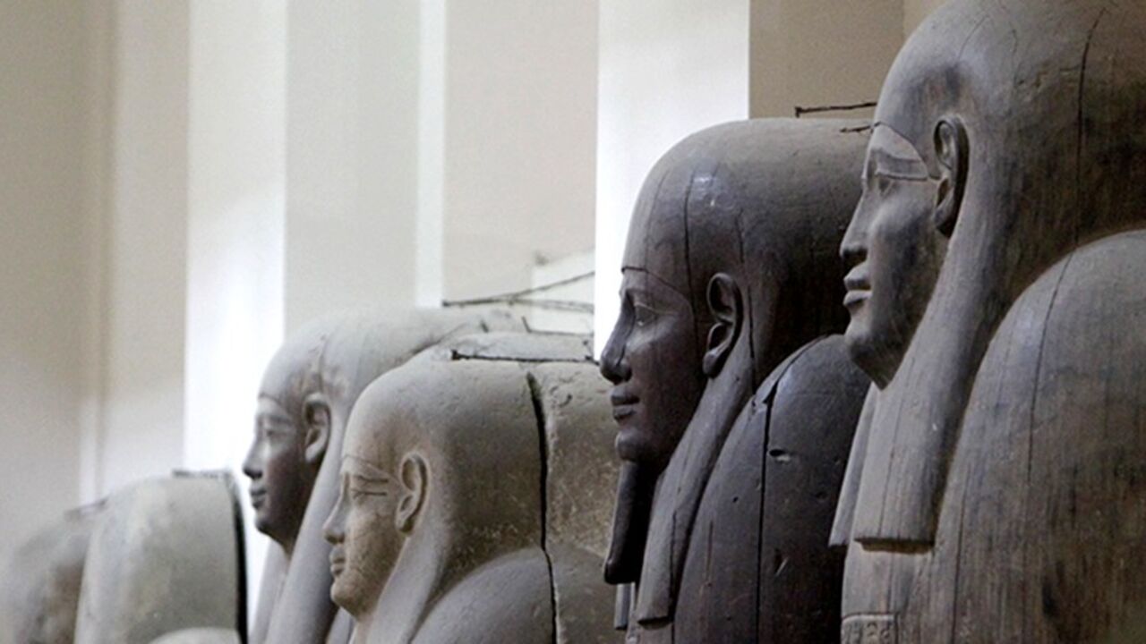 EGYPT-PROTESTS/TOURISM Pharaonic artefacts are seen on display at the Egyptian Museum in Cairo, September 30, 2013. Visitors are gradually returning after the worst civil violence in Egypt's modern history, offering hope to an industry that has been brought to its knees, depriving millions of their livelihood and the economy of badly needed dollars. Picture taken September 30, 2013. REUTERS/Mohamed Abd El Ghany (EGYPT - Tags: POLITICS SOCIETY TRAVEL) - RTX14AM8